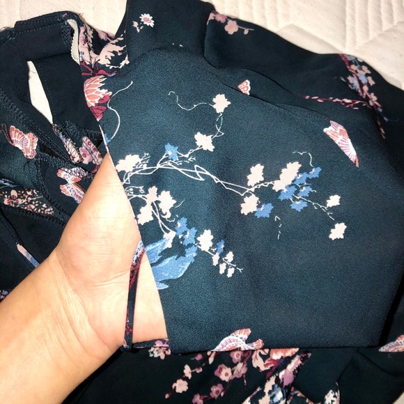 Floral Sheer Blouse - Picture 4 of 5